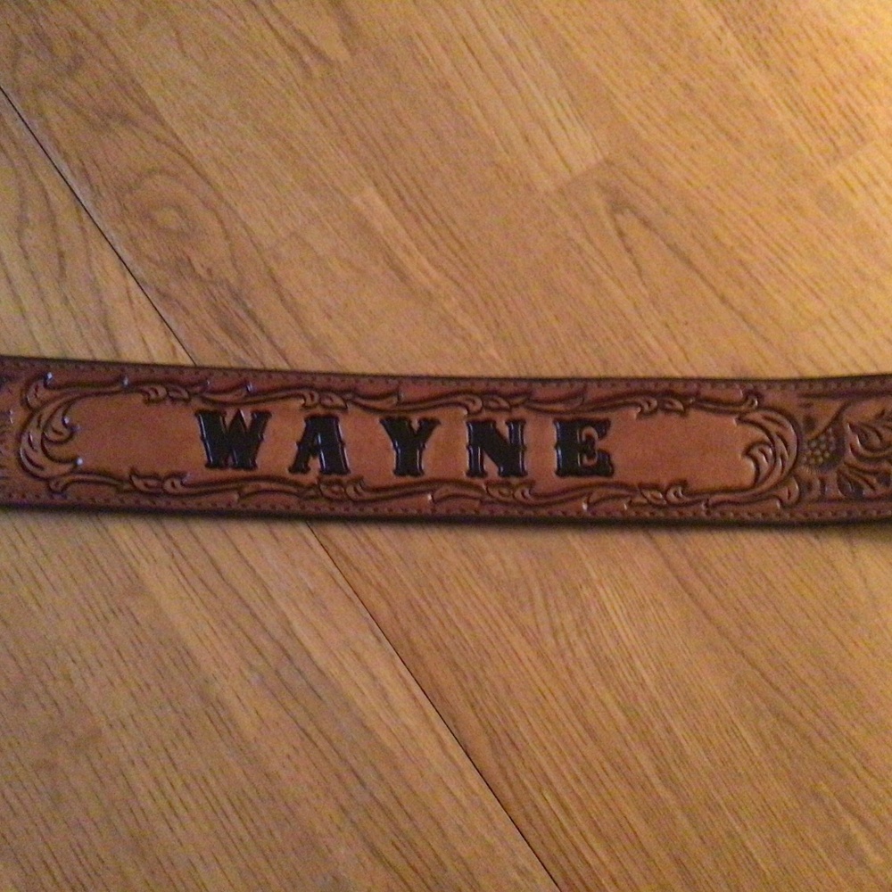 Vintage Dun Dee “Wayne” Leather Belt